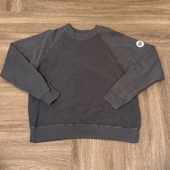 Willbo Pullover Sweatshirt - Picture 1 of 5